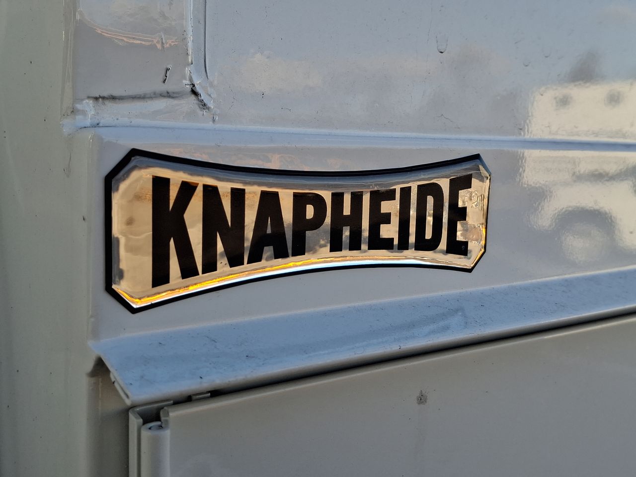 2024 Chevrolet Express Cutaway 3500 1WT