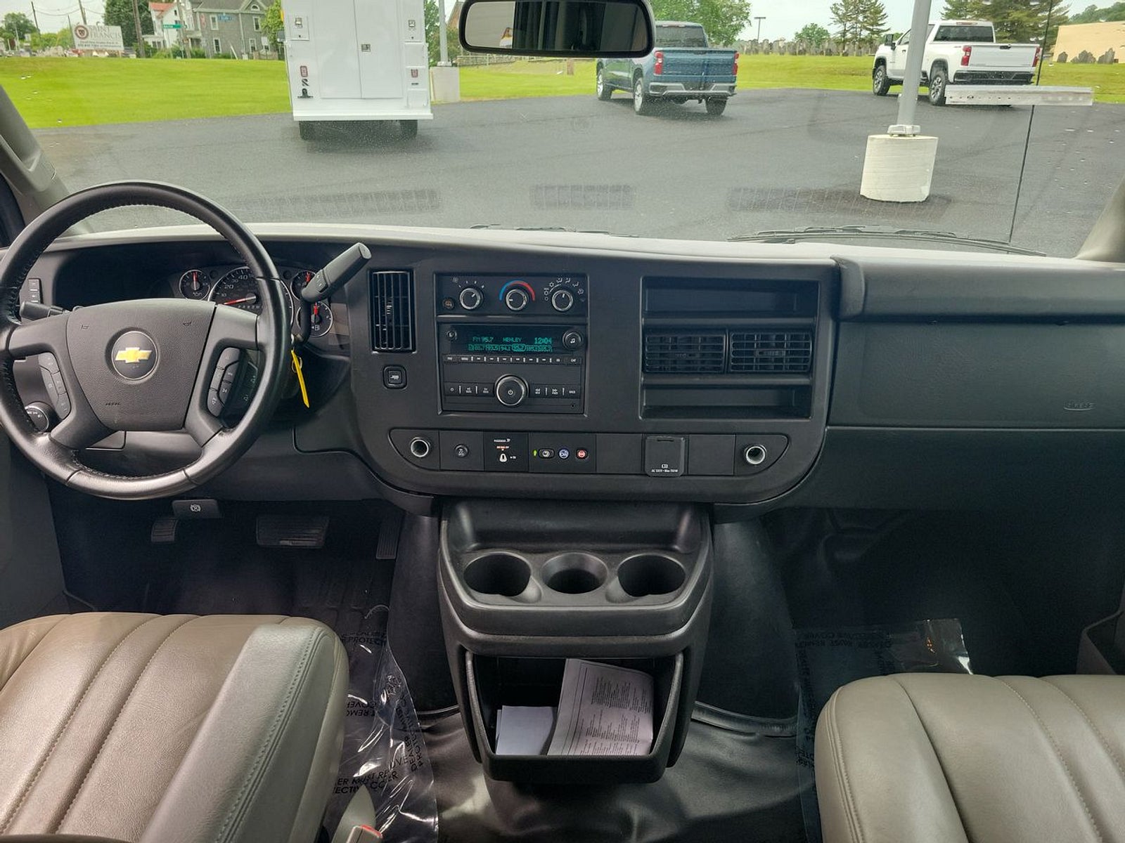 2021 Chevrolet Express Cargo 2500 WT