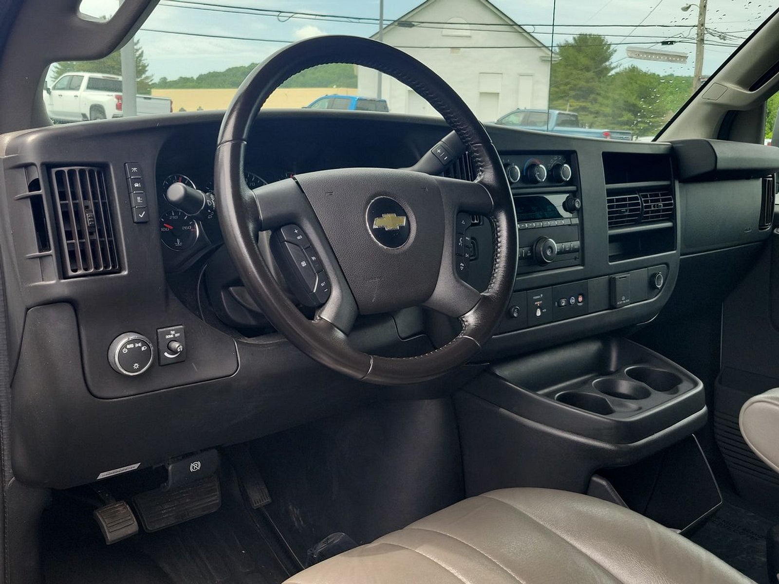 2021 Chevrolet Express Cargo 2500 WT