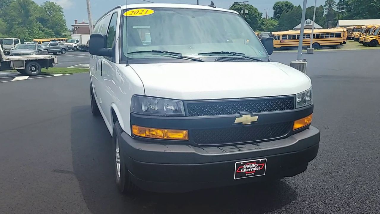 2021 Chevrolet Express Cargo 2500 WT