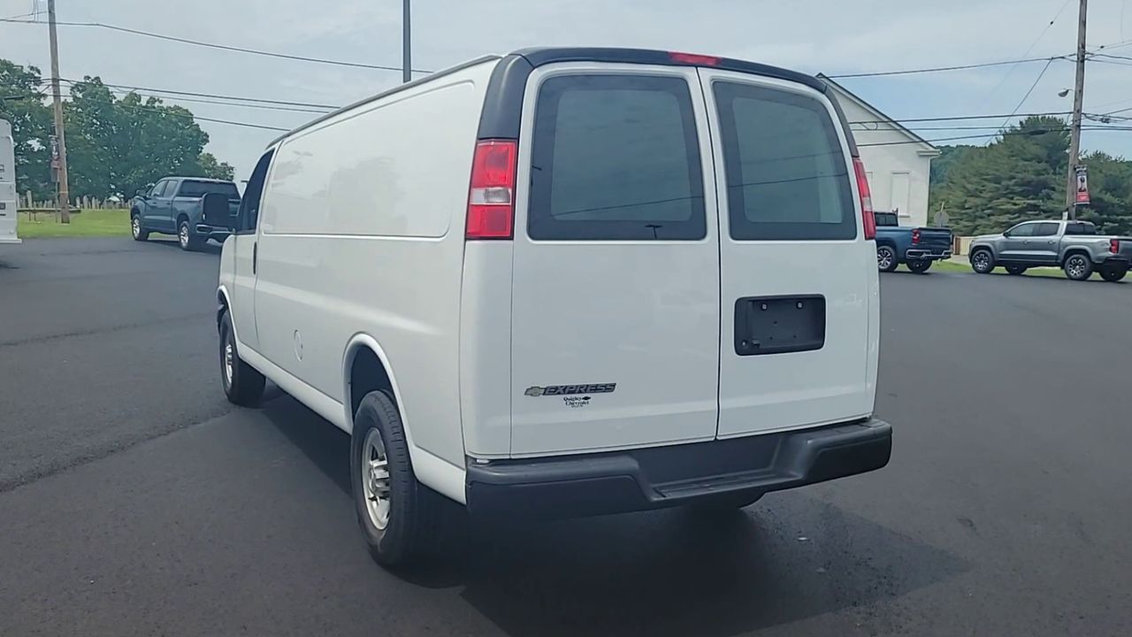 2021 Chevrolet Express Cargo 2500 WT