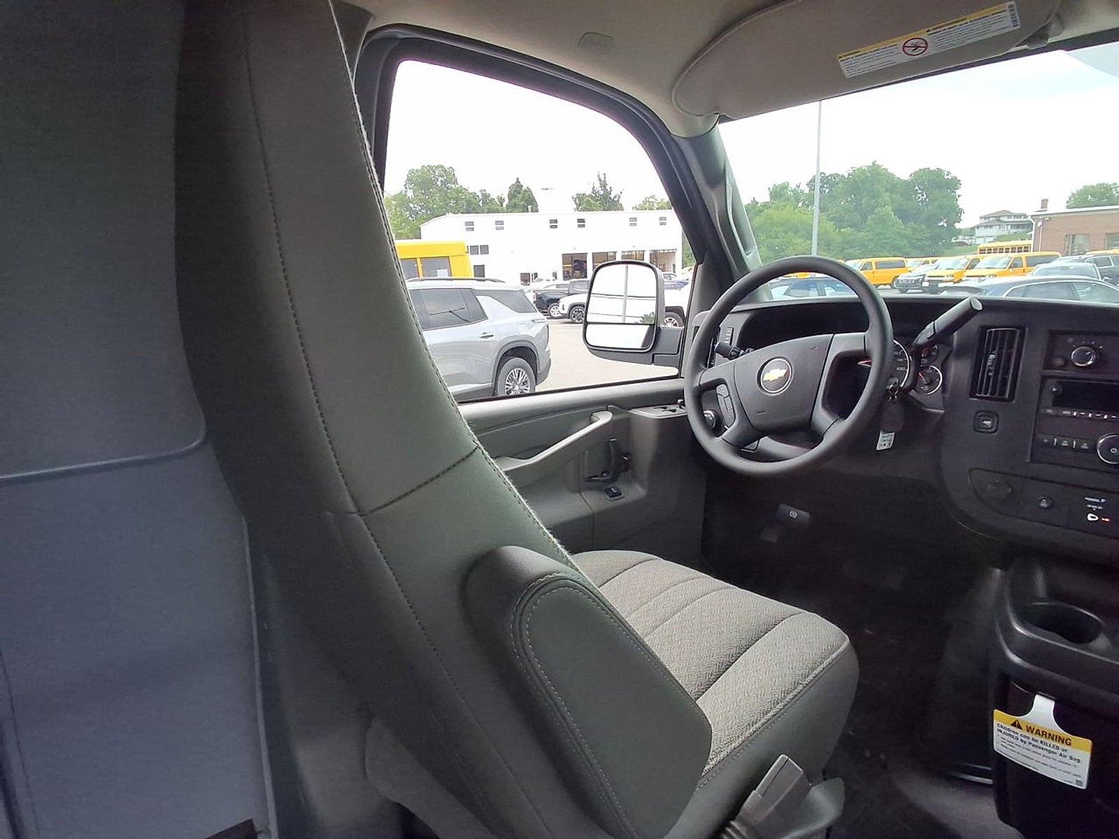 2026 Chevrolet Express Cargo WT