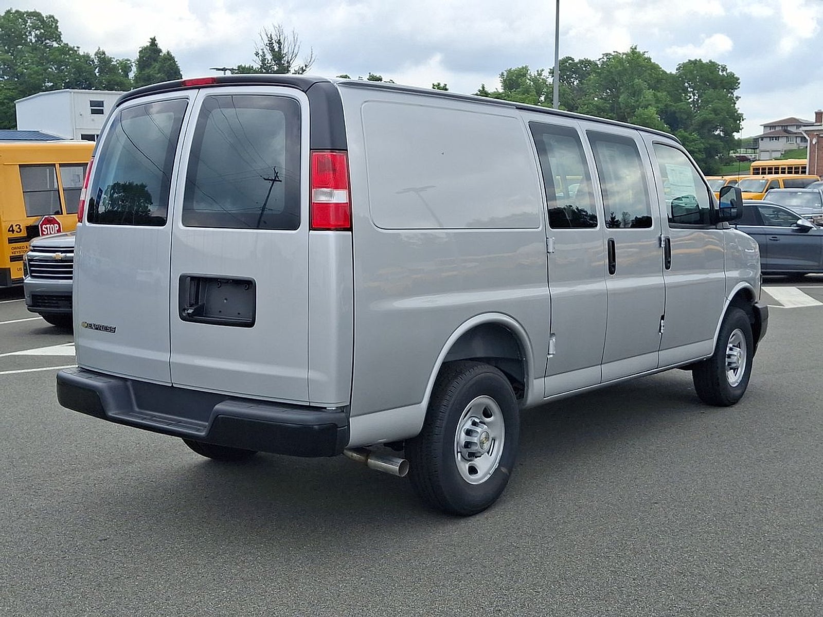 2026 Chevrolet Express Cargo WT