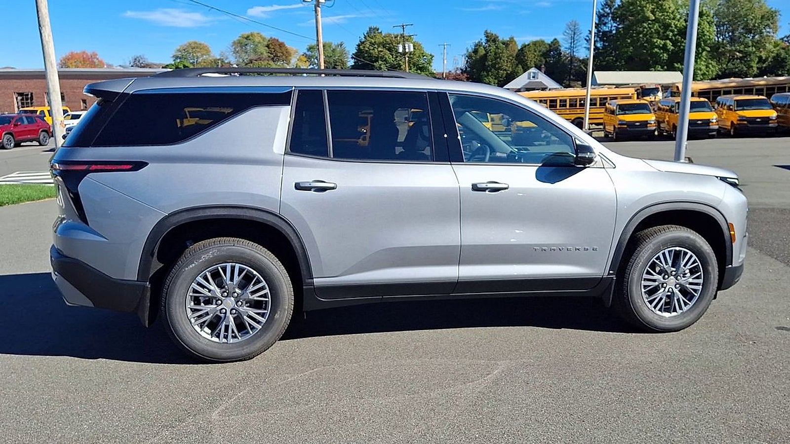 2027 Chevrolet Traverse LT