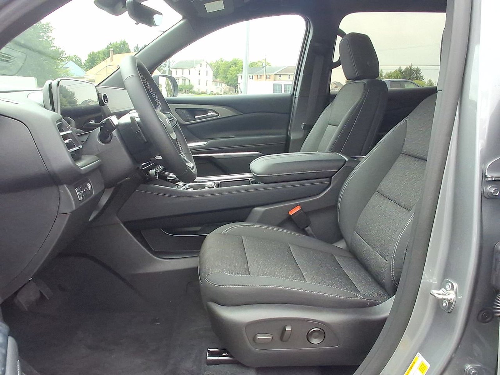 2026 Chevrolet Traverse LT - Photo 20