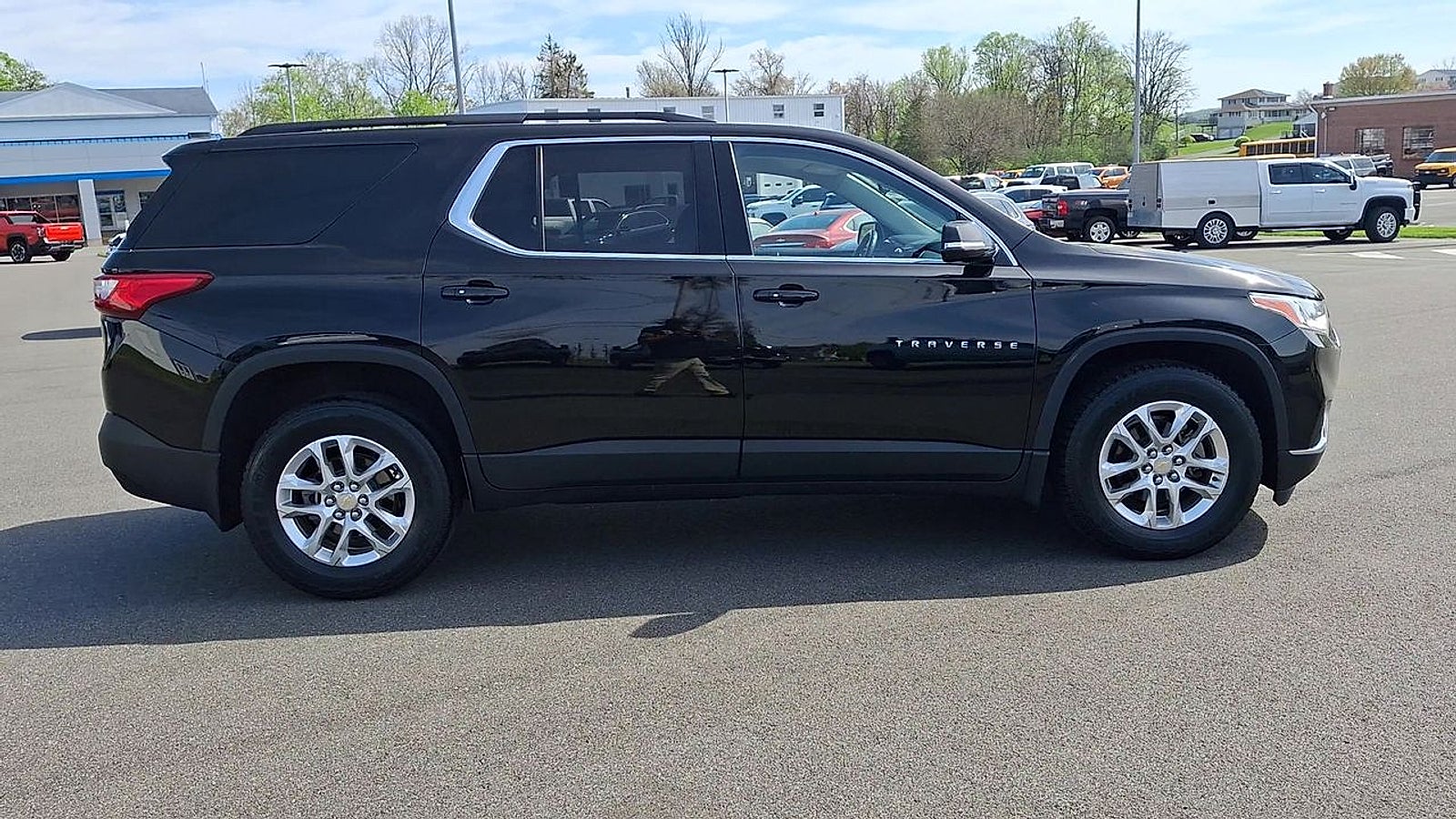 2019 Chevrolet Traverse LT Cloth