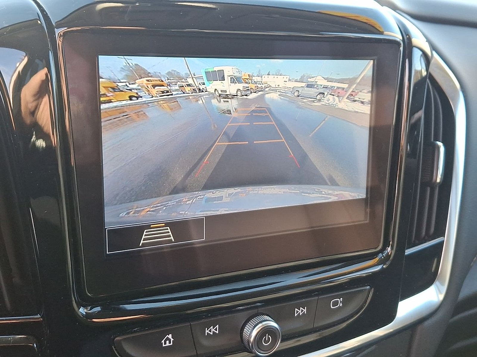 2021 Chevrolet Traverse LT Leather