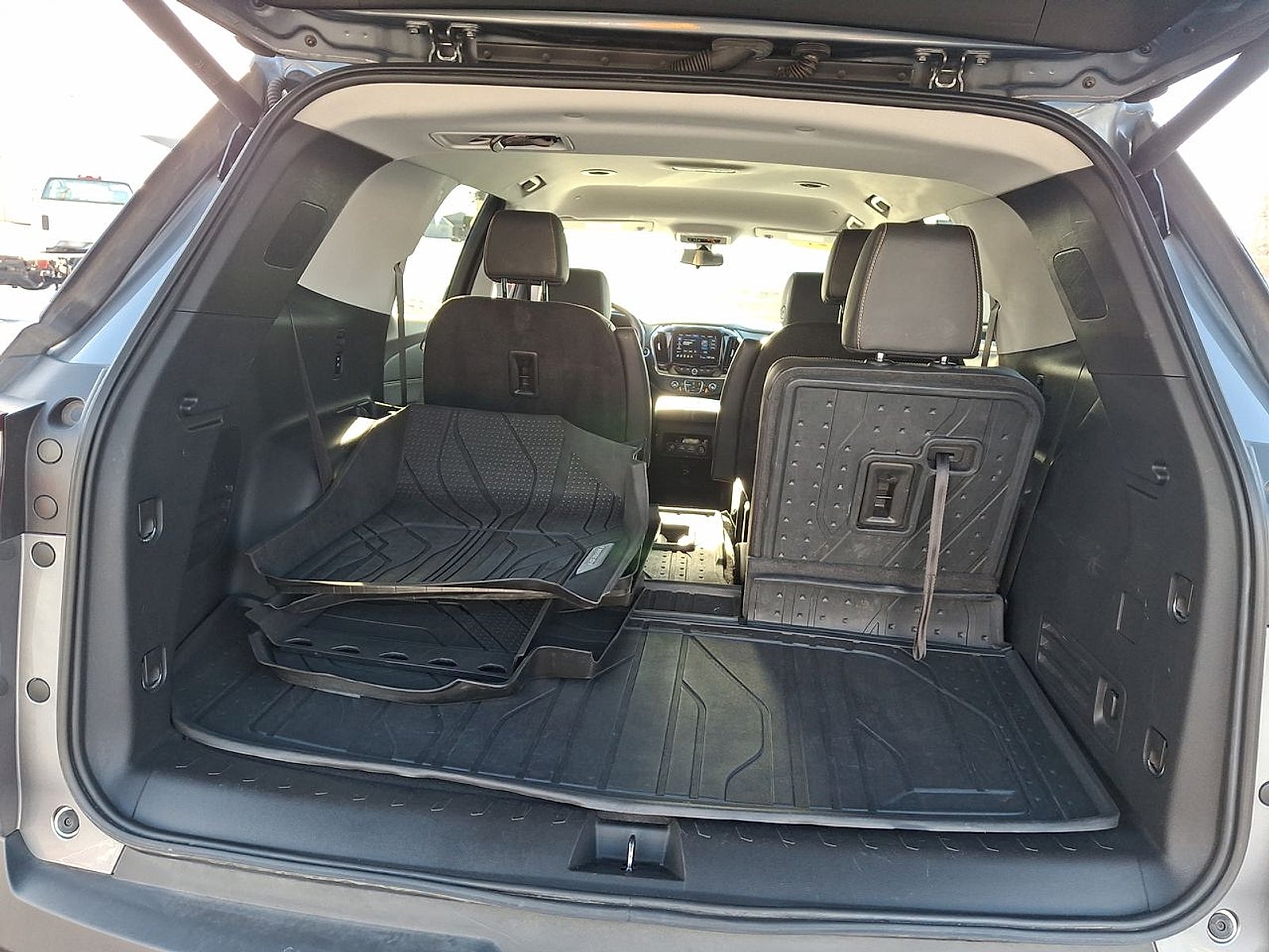 2021 Chevrolet Traverse LT Leather