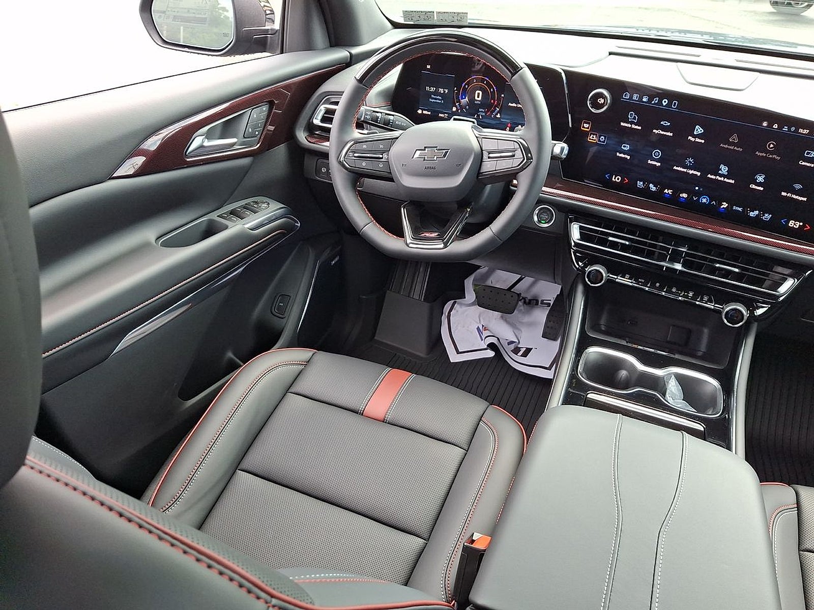 2027 Chevrolet Traverse RS