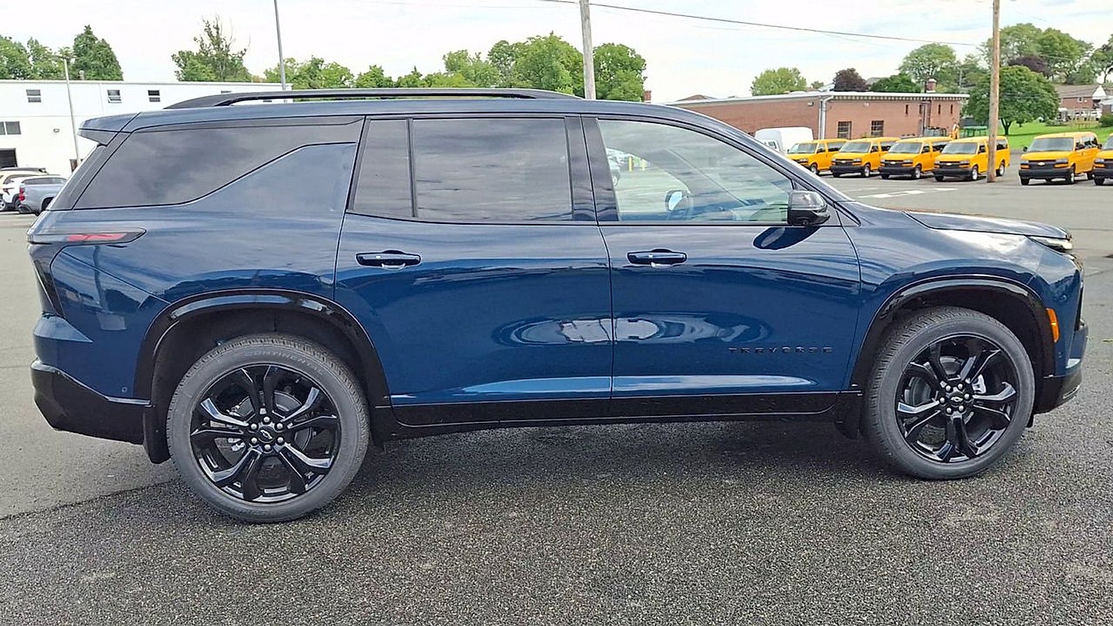 2027 Chevrolet Traverse RS