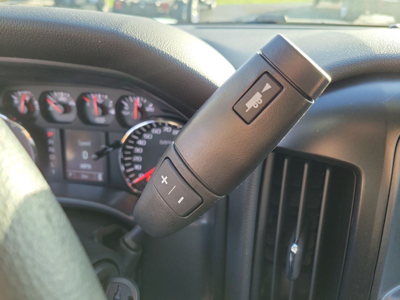 2023 Chevrolet Silverado 5500 HD Work Truck