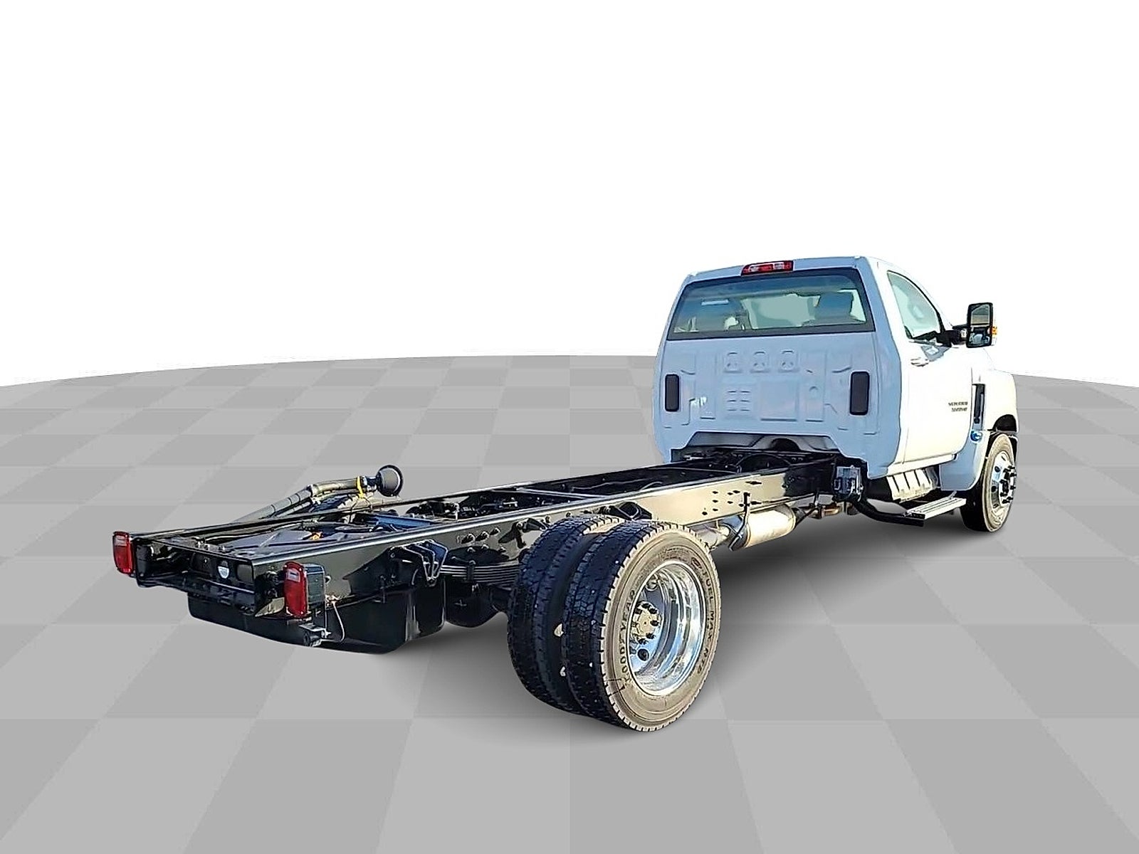 2023 Chevrolet Silverado 5500 HD Work Truck