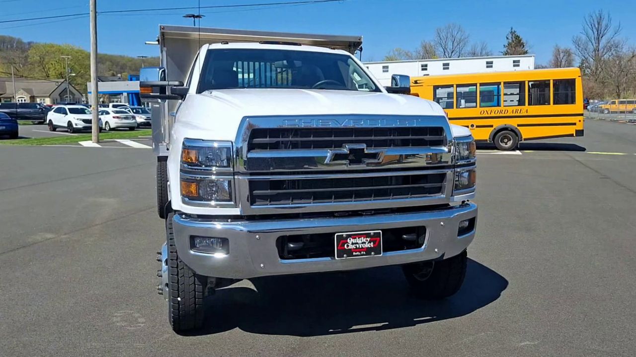 2024 Chevrolet Silverado 5500 HD Work Truck