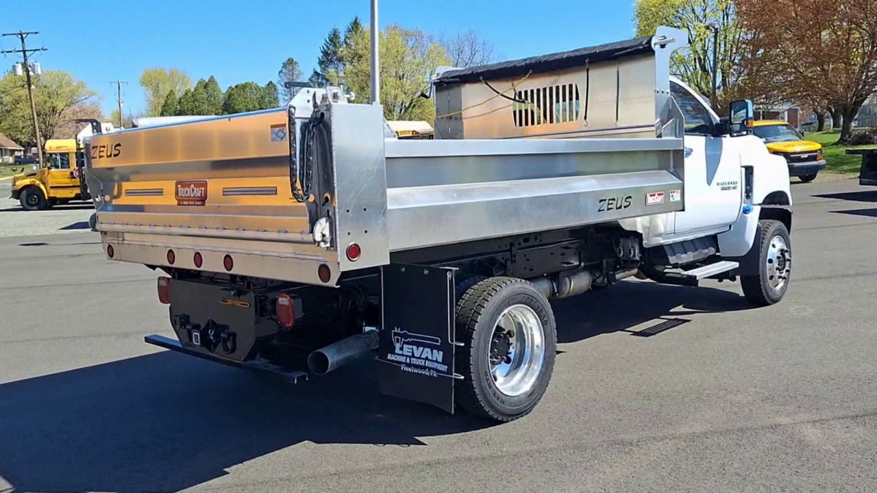 2024 Chevrolet Silverado 5500 HD Work Truck
