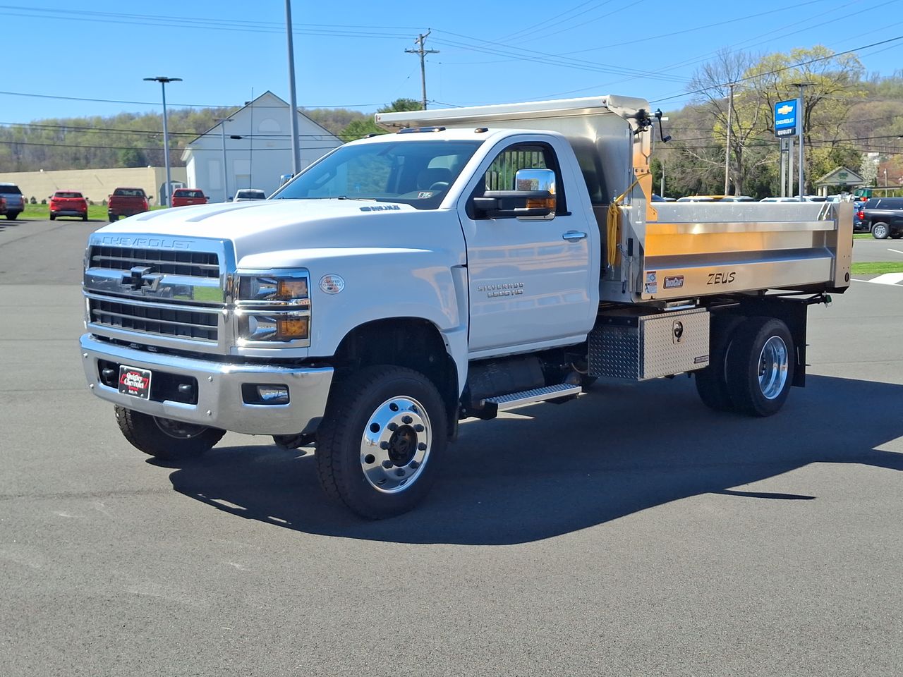 2024 Chevrolet Silverado 5500 HD Work Truck