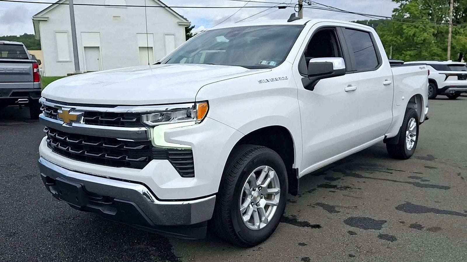 2023 Chevrolet Silverado 1500 LT