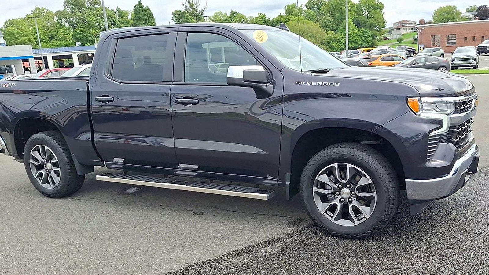 2024 Chevrolet Silverado 1500 LT (2FL)