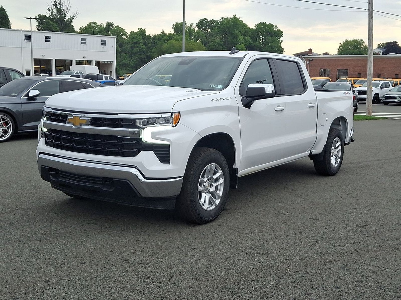 2026 Chevrolet Silverado 1500 LT (2FL)