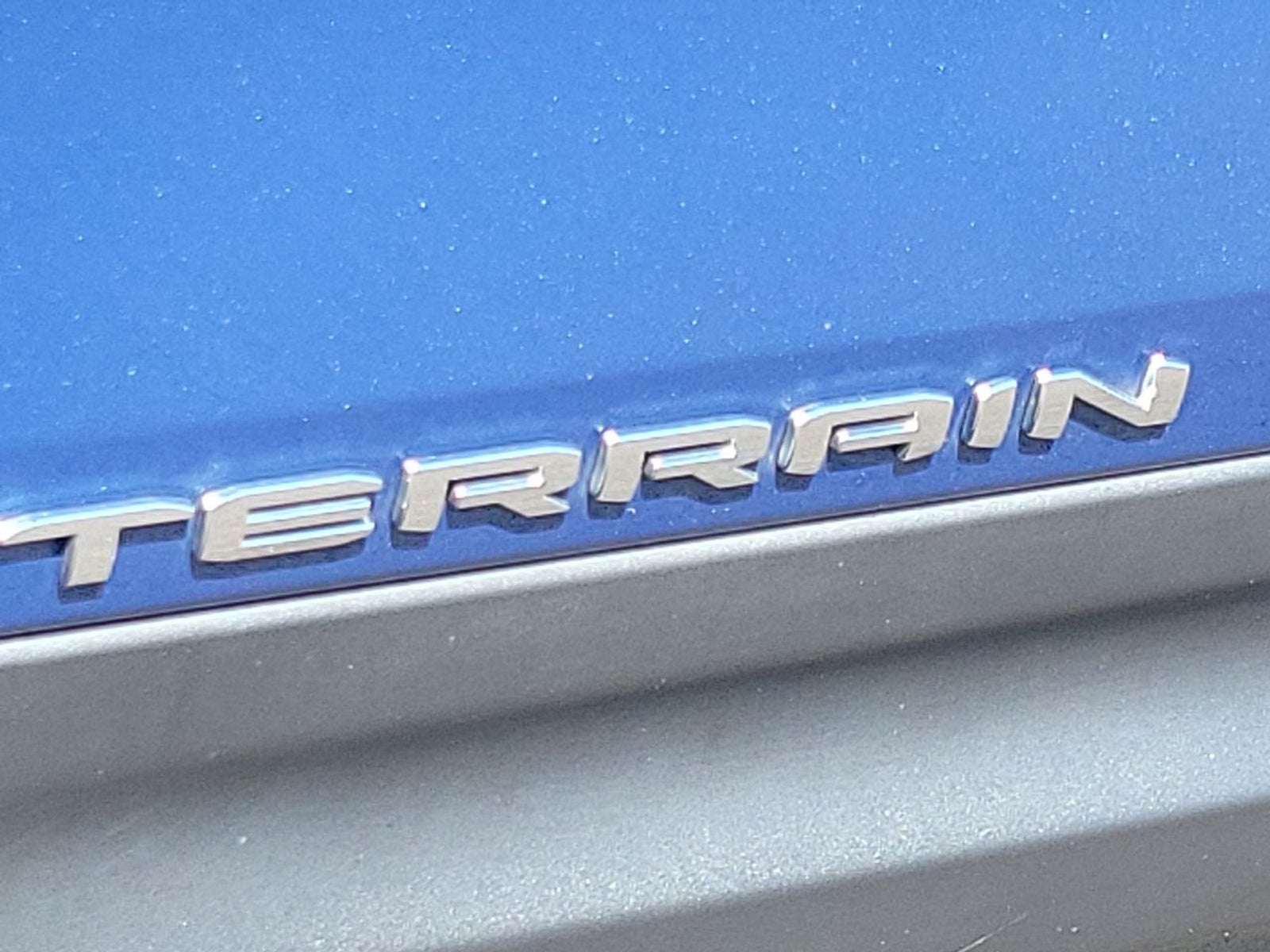 2024 GMC Terrain SLT