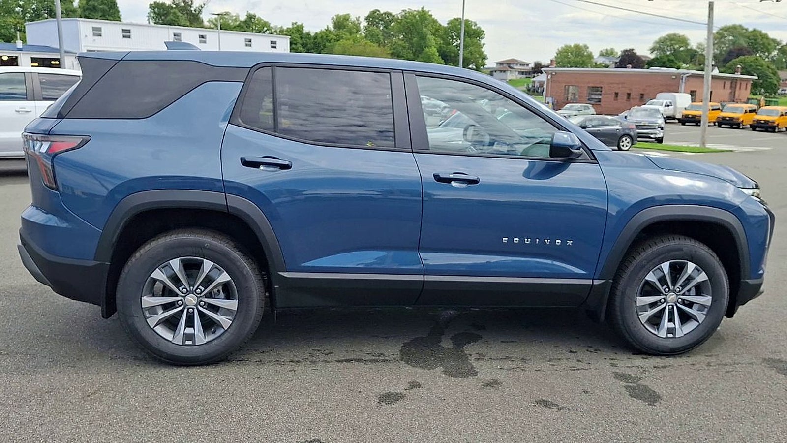 2027 Chevrolet Equinox LT
