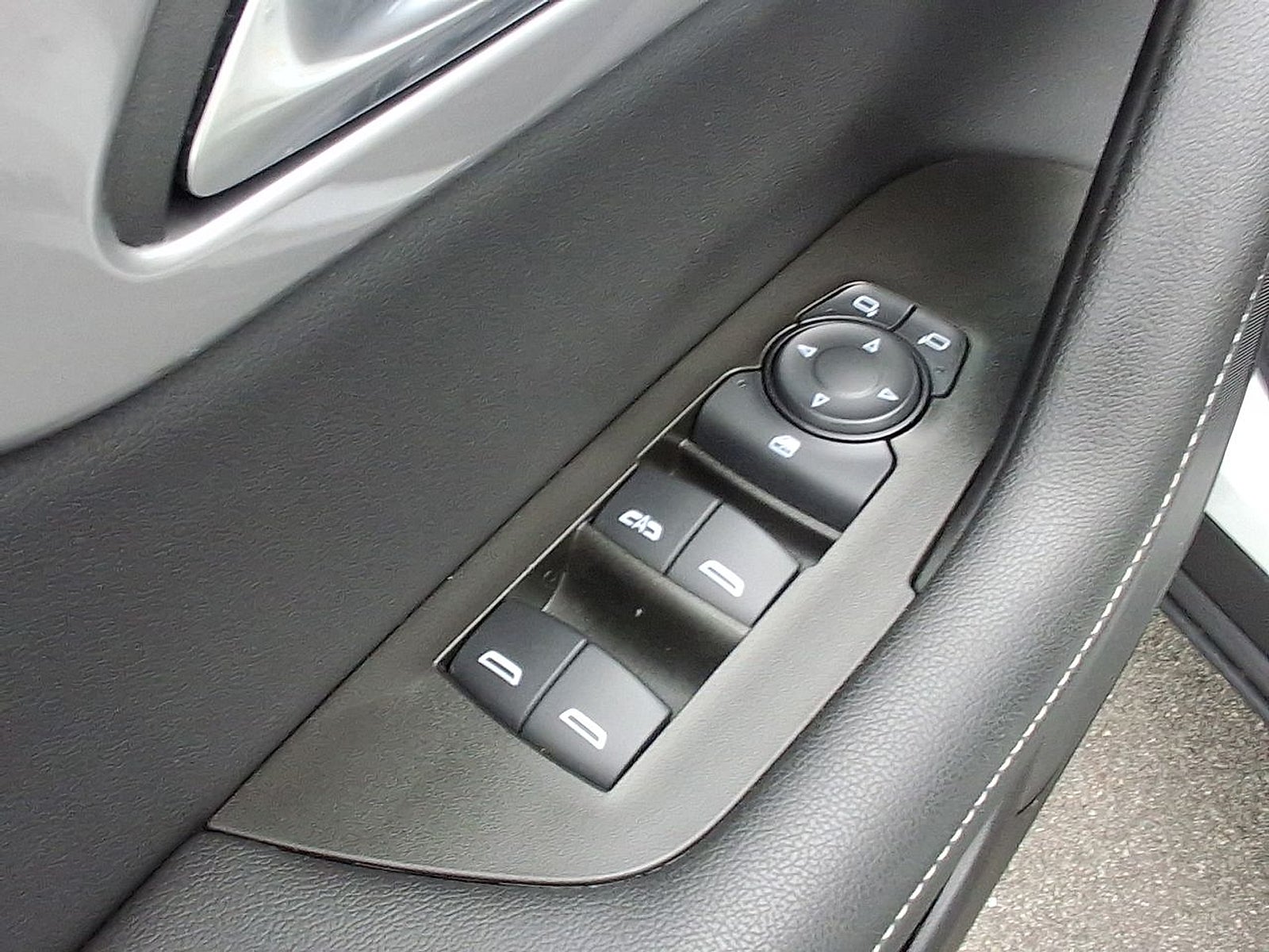 2023 Chevrolet Blazer 2LT - Photo 28