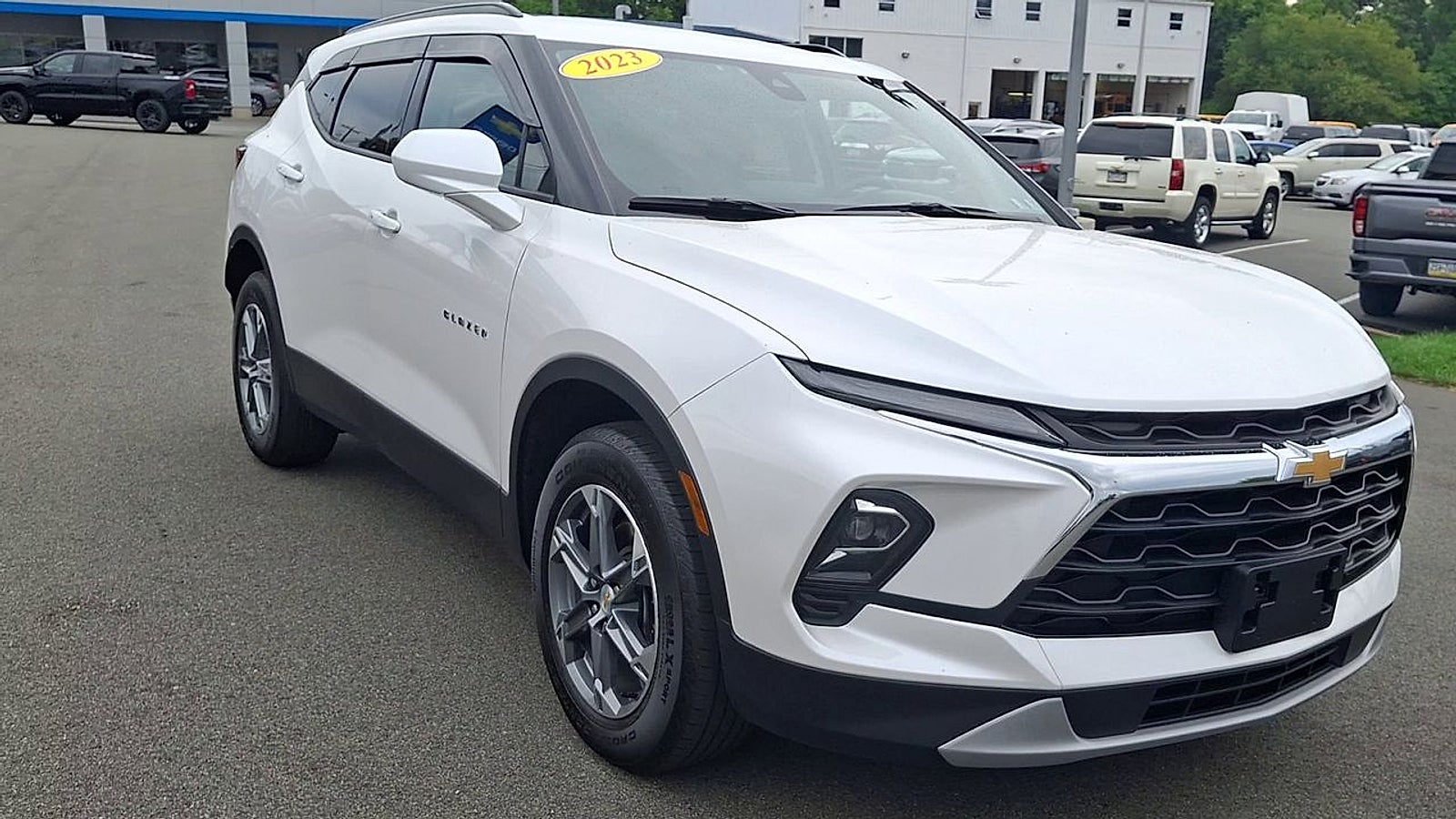 2023 Chevrolet Blazer 2LT - Photo 3