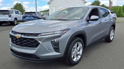 2025 Chevrolet Trax LS
