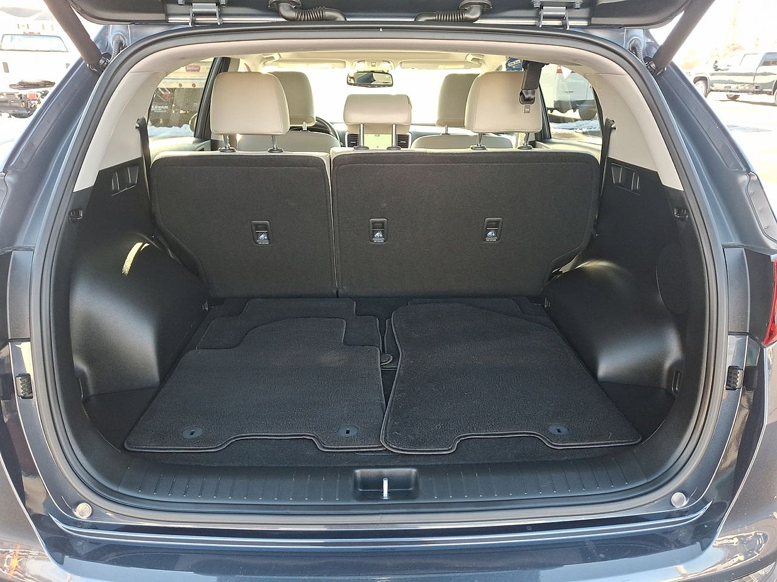 2022 Kia Sportage EX