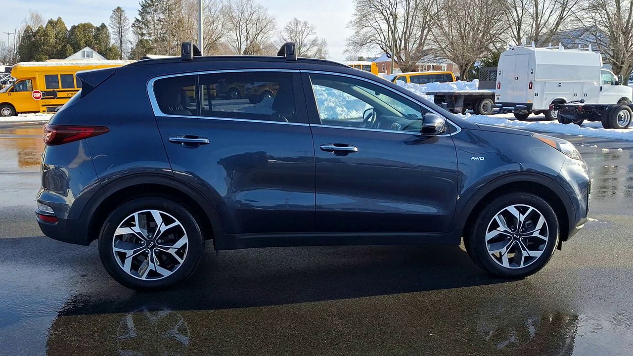 2022 Kia Sportage EX