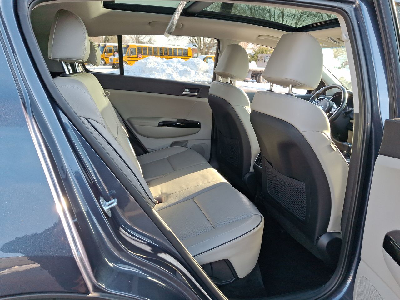 2022 Kia Sportage EX