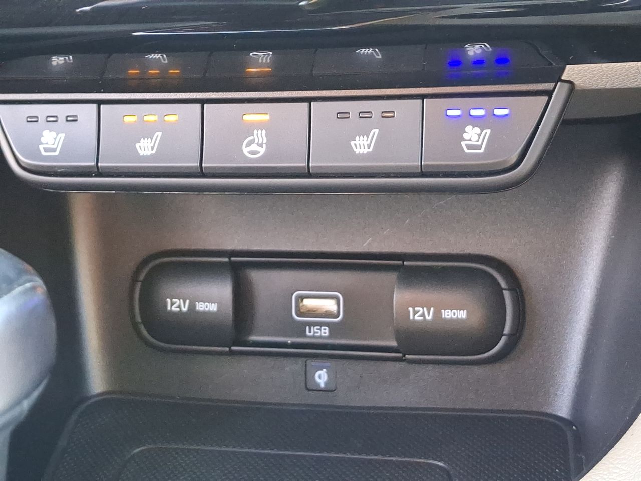 2022 Kia Sportage EX